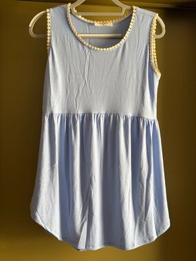 Zenana Outfitters Light Blue Sleeveless Peplum Tank with Cream Trim PTP 18